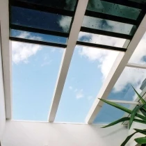 سقف متحرک شیشه ای